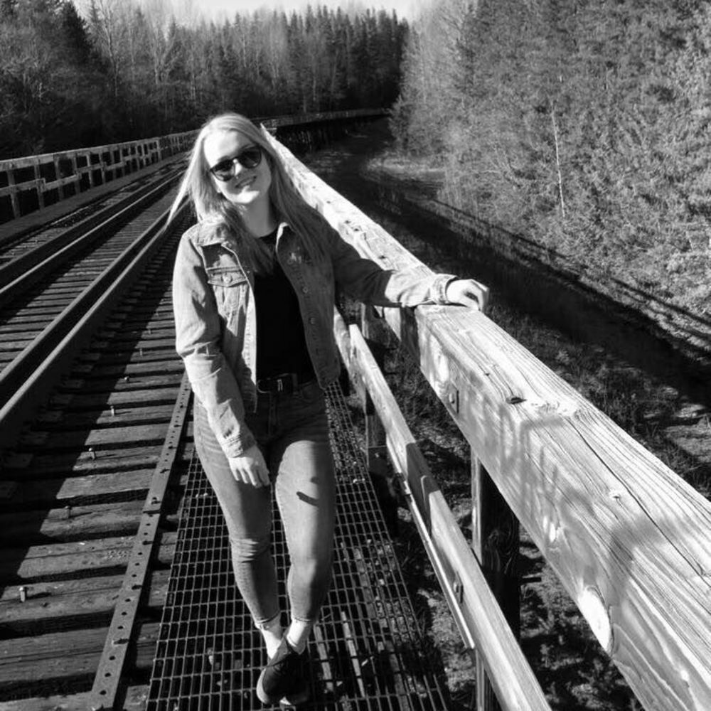 Meet your Posher, Jessica